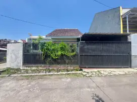 Rumah Minimalis Siap Huni Taman Cibaduyut Indah