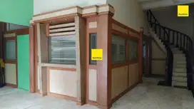 Ruang Usaha Bagus 3 Lantai, SHM, Prime Area, Jalan Raya Manggarai