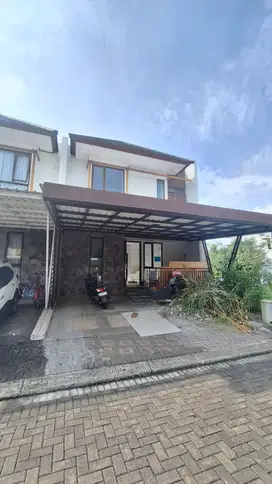 Dijual Rumah Di Cluster Kireina Nusa Loka BSD