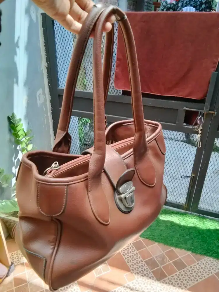 Tas wanita les catino second
