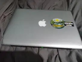 MacBook Pro 13 8GB/500GB