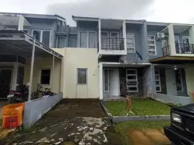 RUMAH MEWAH LINGKUNGAN CLUSTER ASRI ALANG ALANG LEBAR SUMATERA SELATAN