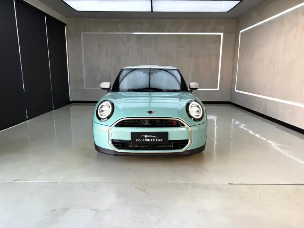 Mini Cooper S Hatch 2.0L Light Blue 2024