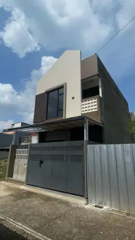 Rumah 2 Lantai type scandinavia