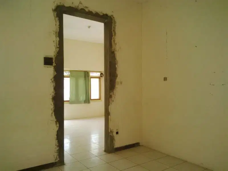 Dijual Rumah Tua Jln. Salam Area Sudirman Pusat Kota Bandung