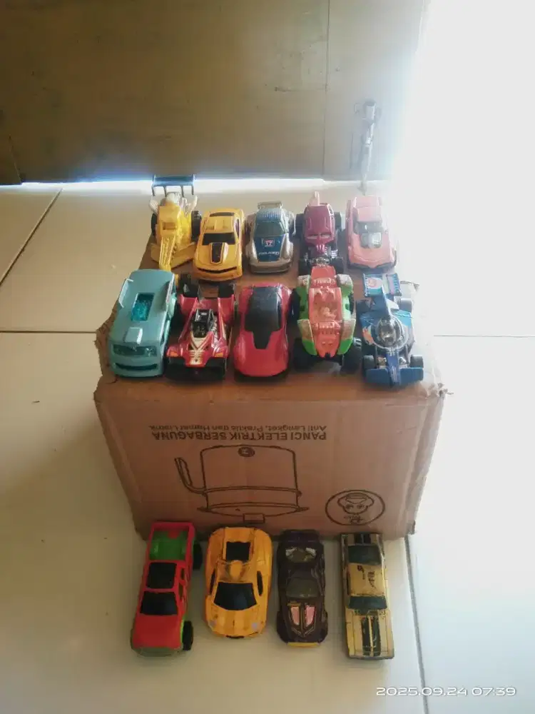 Mainan Hotwheels Diecast
