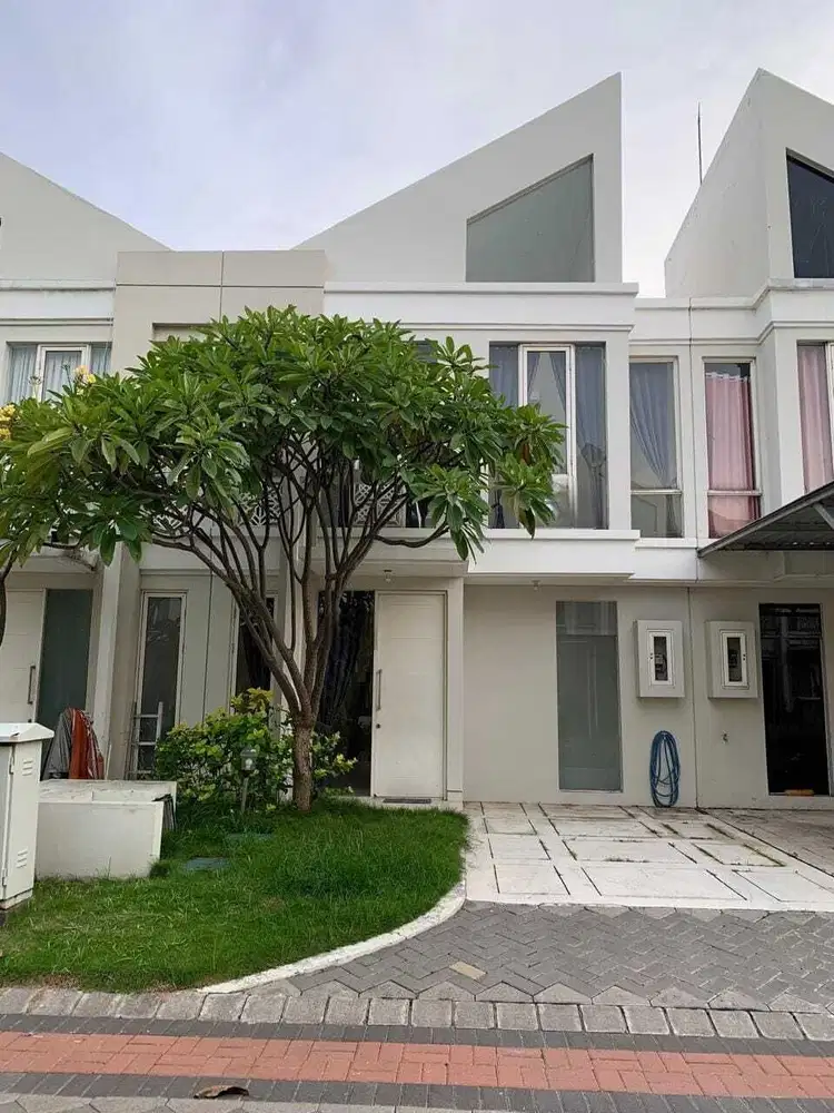DISEWAKAN / DIJUAL RUMAH GRAND PAKUWON ADELAIDE