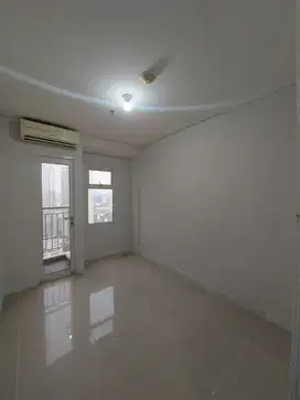 Studio Unfurnished Apartemen Madison Park - Mall Central Park
