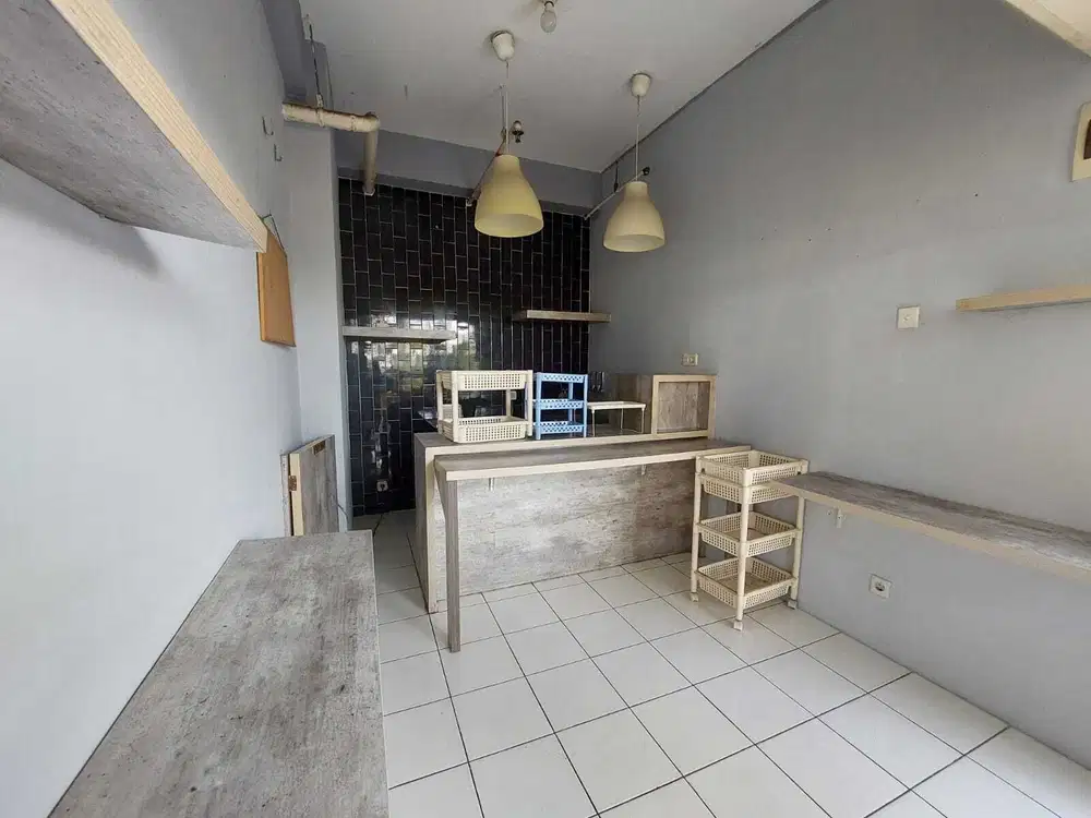 Disewakan kios Apartement Bassura City
