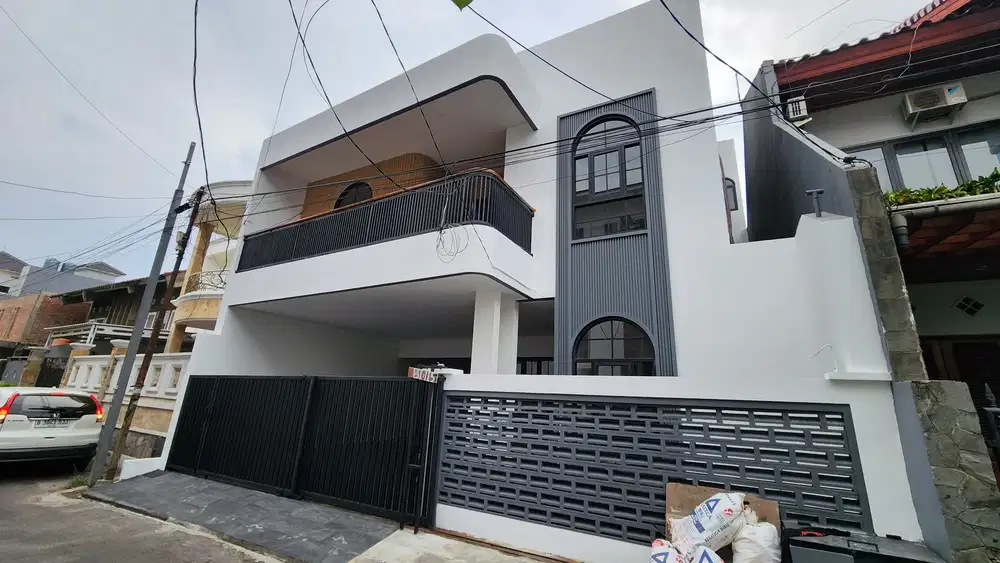 Rumah Mewah Brand New di Komplek Polri, Ampera, Kemang, Jakarta
