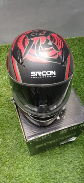 Helm Sircon taichi
