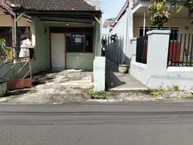KONTRAKAN 2 KAMAR TENGAH KOTA MALANG JALAN BUNGA2