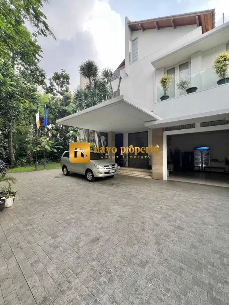 Rumah Mewah Tanah Luas Prime Location di Selong Kebayoran Baru