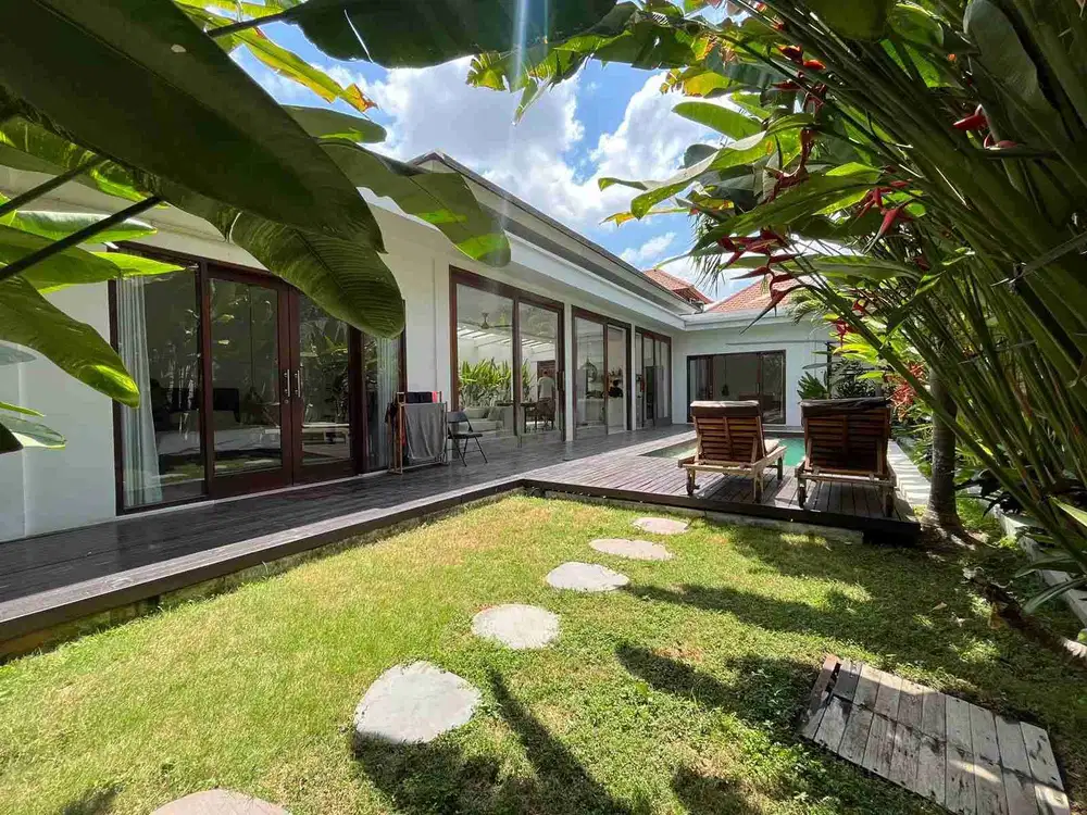 available yearly FOR RENT Villa Canggu 2 bedrooms