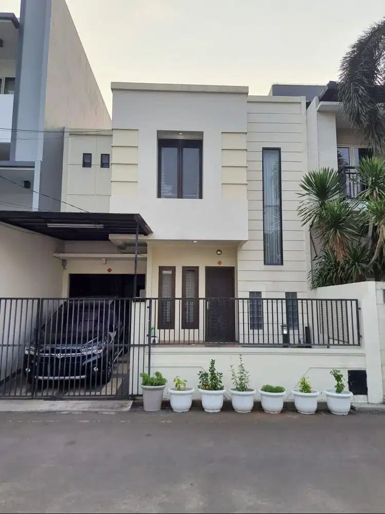 Dijual Rumah Town house Palmerah Jakarta Barat