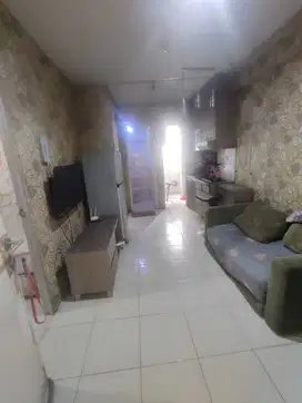 Dijual Apartemen Kelapa Gading Nias 2 Kamar Furnish SHM Murah Tower E