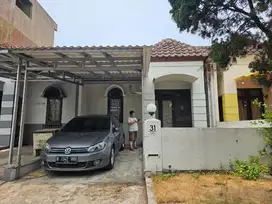 Rumah rapih di Alam Sutera dekat mall living world dan tol