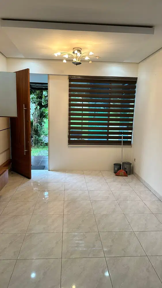 Rumah Citra Gran Cibubur sewa termurah semi furnish