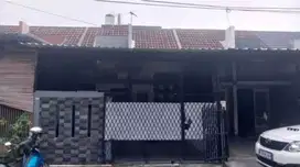 RUMAH BAGUS DAN TERAWAT HARGA TERMURAH DI DAAN MOGOT ARCADIA