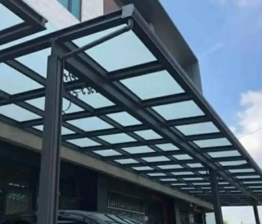 Kanopi kaca minimalis