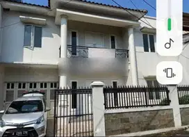 Rumah Minimalis 2 Lantai di Menteng Dalam Jakarta Selatan