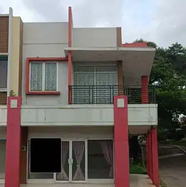 Sale Dijual Cepat atau sewa Ruko 2 1/2 Lantai Limus Pratama Regency