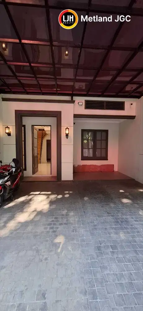 Disewakan Rumah Taman Malaka Utara Pondok Kelapa Jakarta
