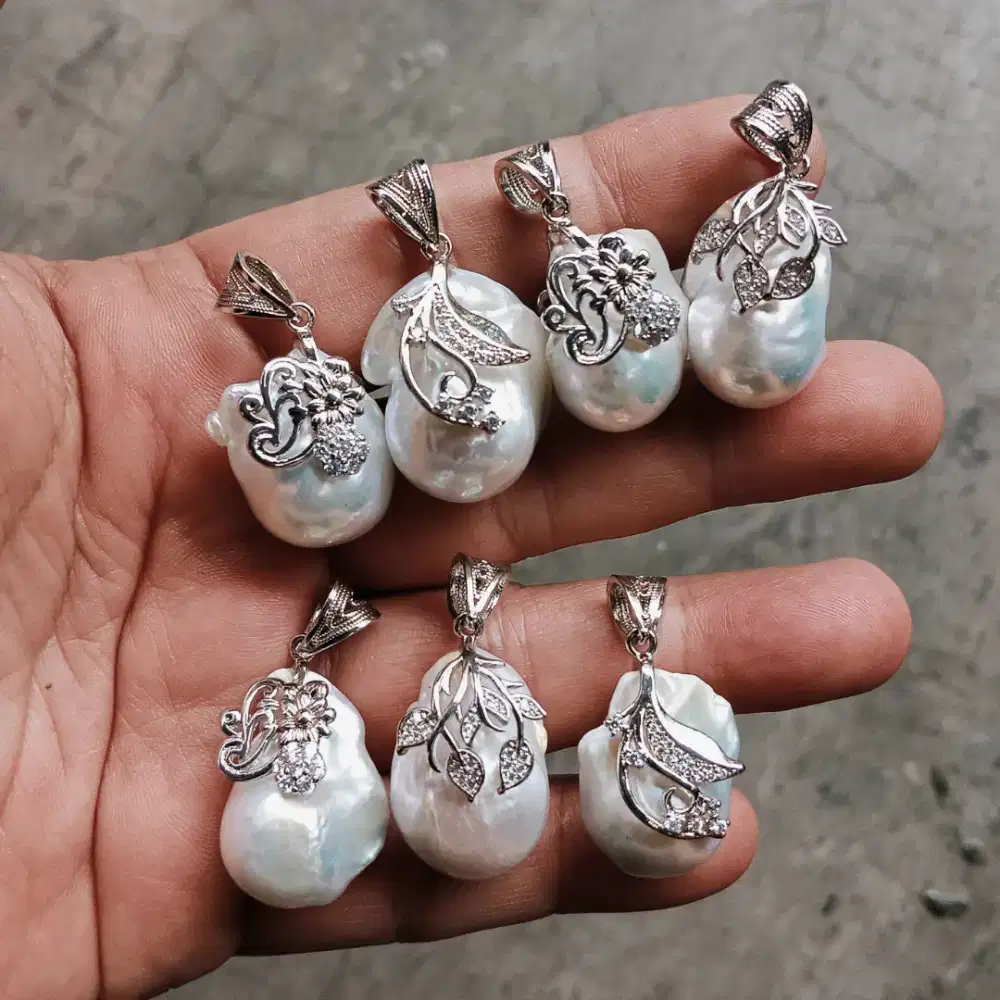 Liontin mutiara asli @100k
