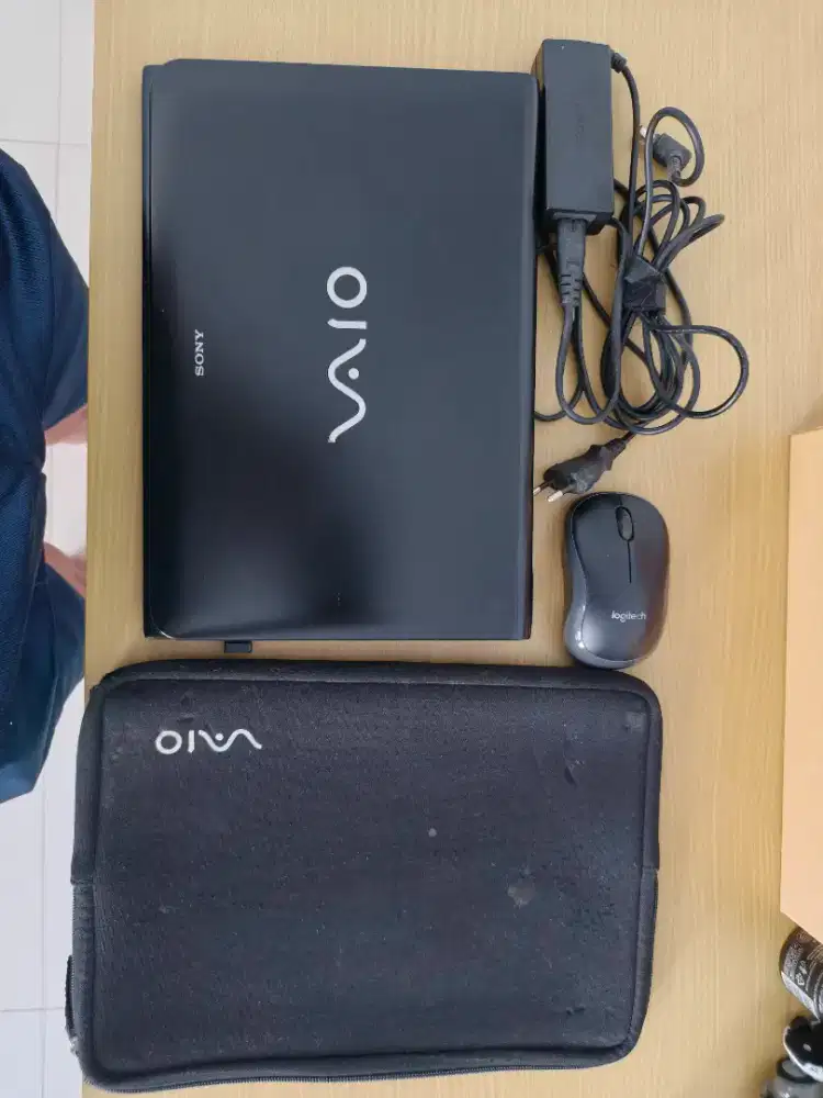 Laptop Sony vaio SVE115