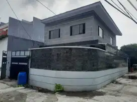 RUMAH HOOK MINIMALIS HADAP SELATAN HARGA TERMURAH DI KFT CENGKARENG