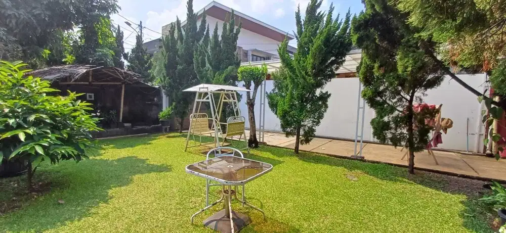 53. Rumah Nyaman di Jl Cempaka Raya , Bintaro, Jakarta Selatan