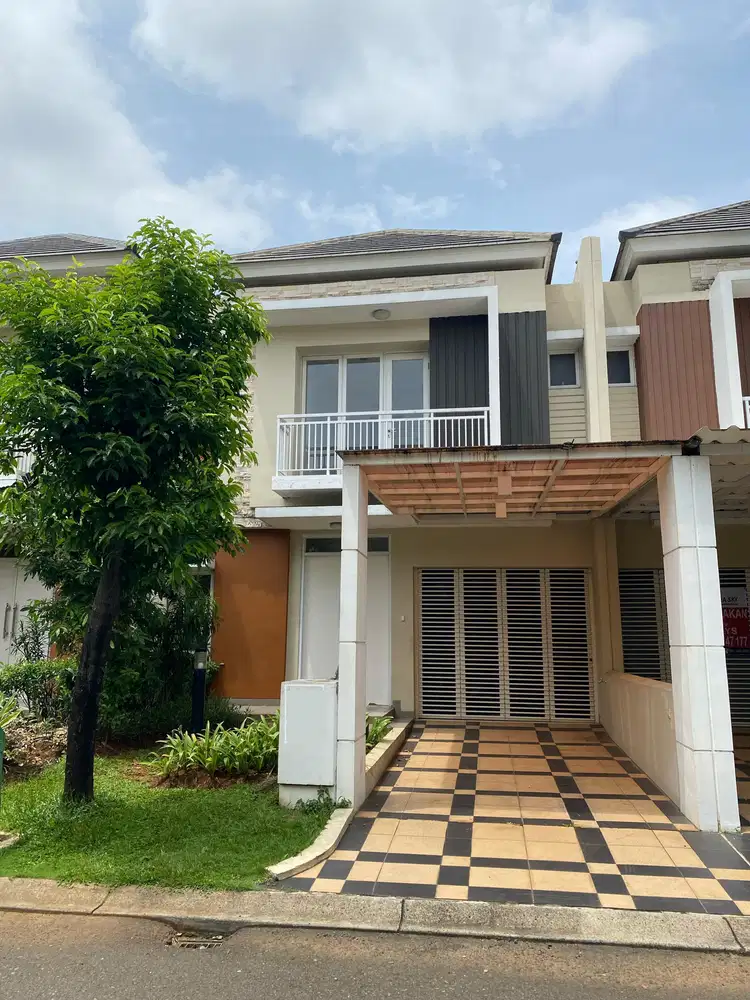 Disewakan Rumah 2+1 Kamar di Cluster Magnolia - Summarecon Bekasi