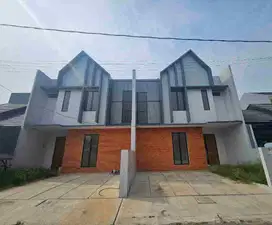 Rumah bebas banjir dekat Summarecon Bekasi