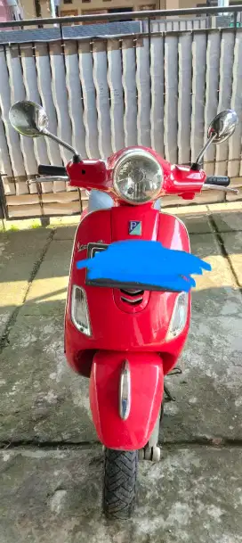 Piaggio vespa LX IGET 125
