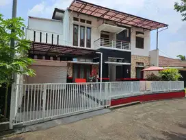 Rumah keren komplek PRV gegerkalong Pasteur