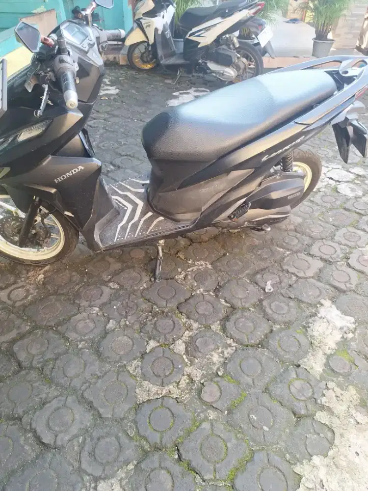 Dijual Motor Vario 2019