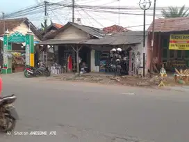 Jual 2 kios tempat usaha dan rumah