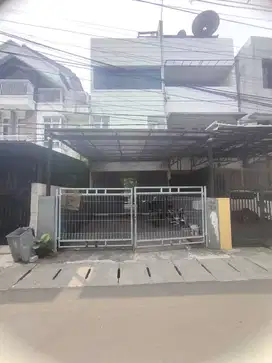 Ton - Dijual Ruko Cideng 3,5 Lantai Unfurnish