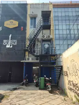 Dijual Murah Ruko 3 Lantai (Untuk Pembeli Invest) Pesanggrahan Bintaro