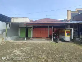 Tanah Bonus Rumah Lokasi Strategis Area Perdagangan 8 Menit Alun-Alun