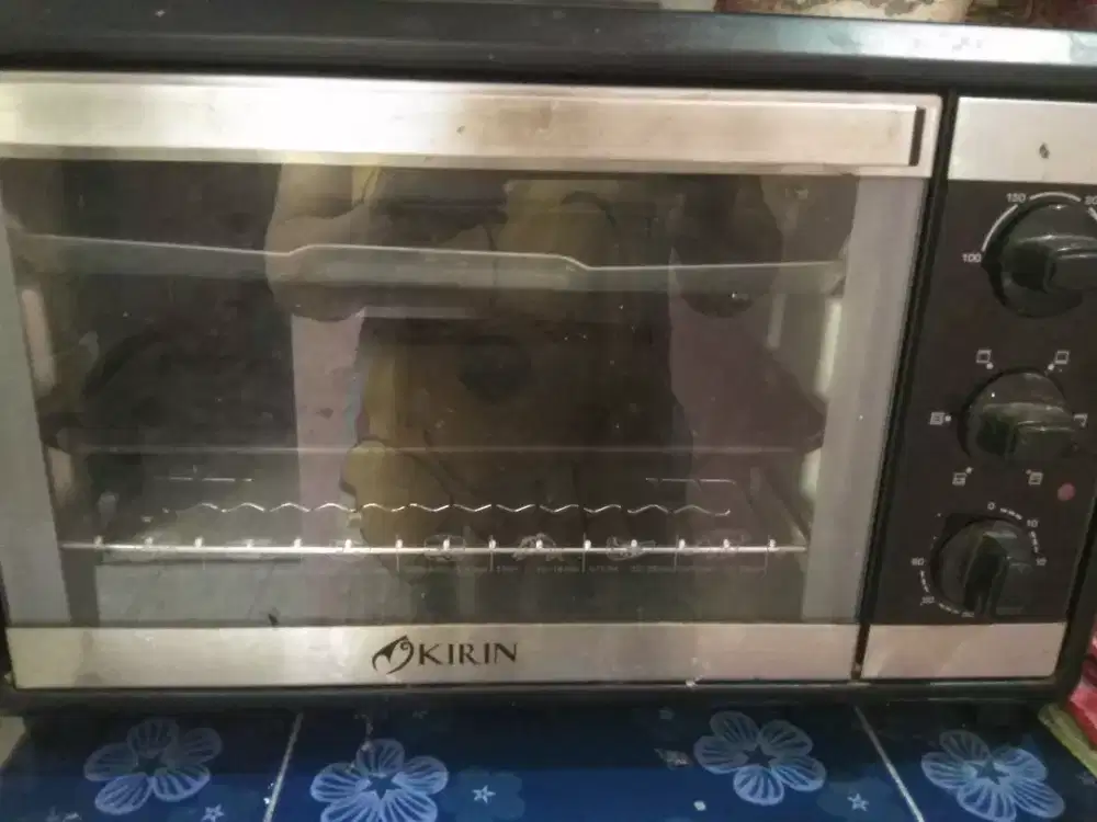 Oven merk Kirin kondisi ok