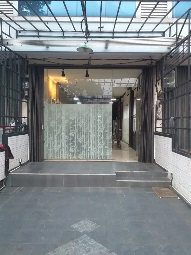 DIJUAL RUKO 4,5 LANTAI KAWASAN KEBON JERUK DEKAT PINTU TOLL RCTI