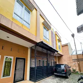 di jual termurah townhouse 2 tingkat komplek royal sado