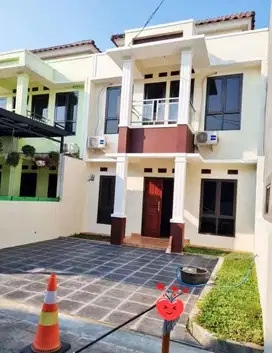 RUMAH BARU KEREN SIAP HUNI DALAM CLUSTER JAKASAMPURNA BEKASI BARAT