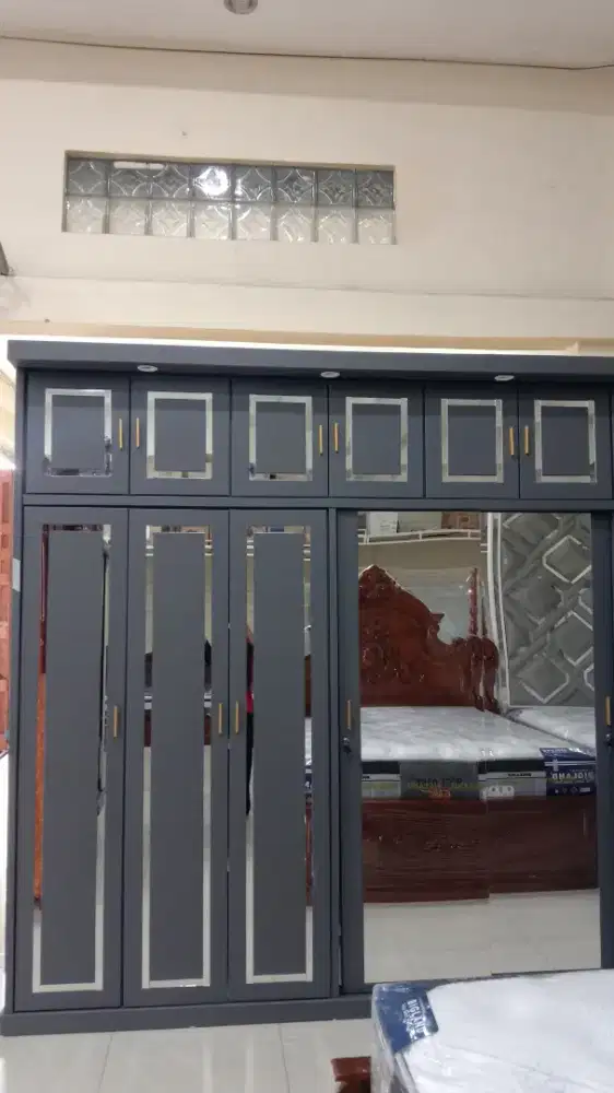Lemari Pakaian cicilan murah