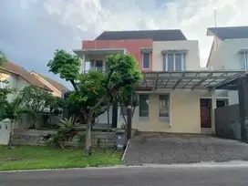 Dijual Rumah Lingkungan Asri Lavanoisse Village Sentul Selatan, Bogor