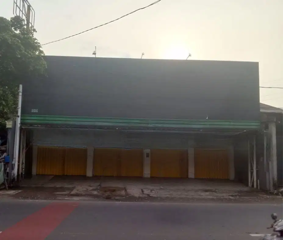 Ruko di Pondok Bambu cocok utk Billiard, Cafe, Minimaket & Gudang