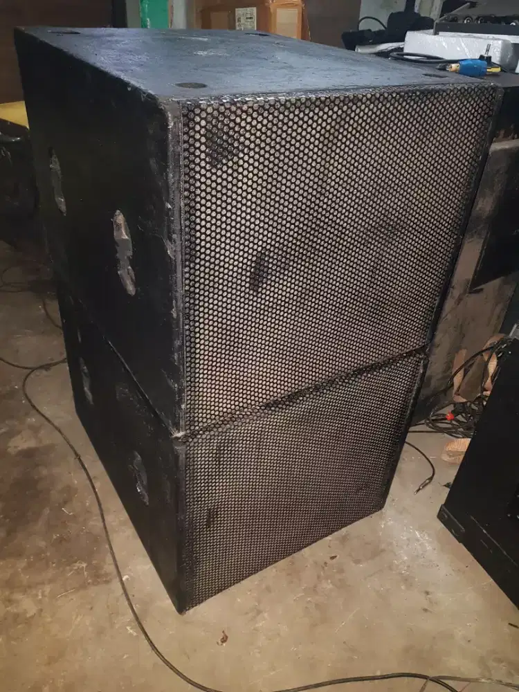 Spiker audio seven 15 vc 4+box model b30