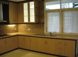 Rumah Ampera  lt. 500 (25x20),lb.350, jaksel