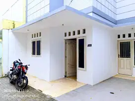 DISEWAKAN RUMAH SIAP HUNI KAWASAN PEJATEN BARAT JAK-SEL